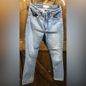 Abercrombie & Fitch Women’s Skinny High Rise